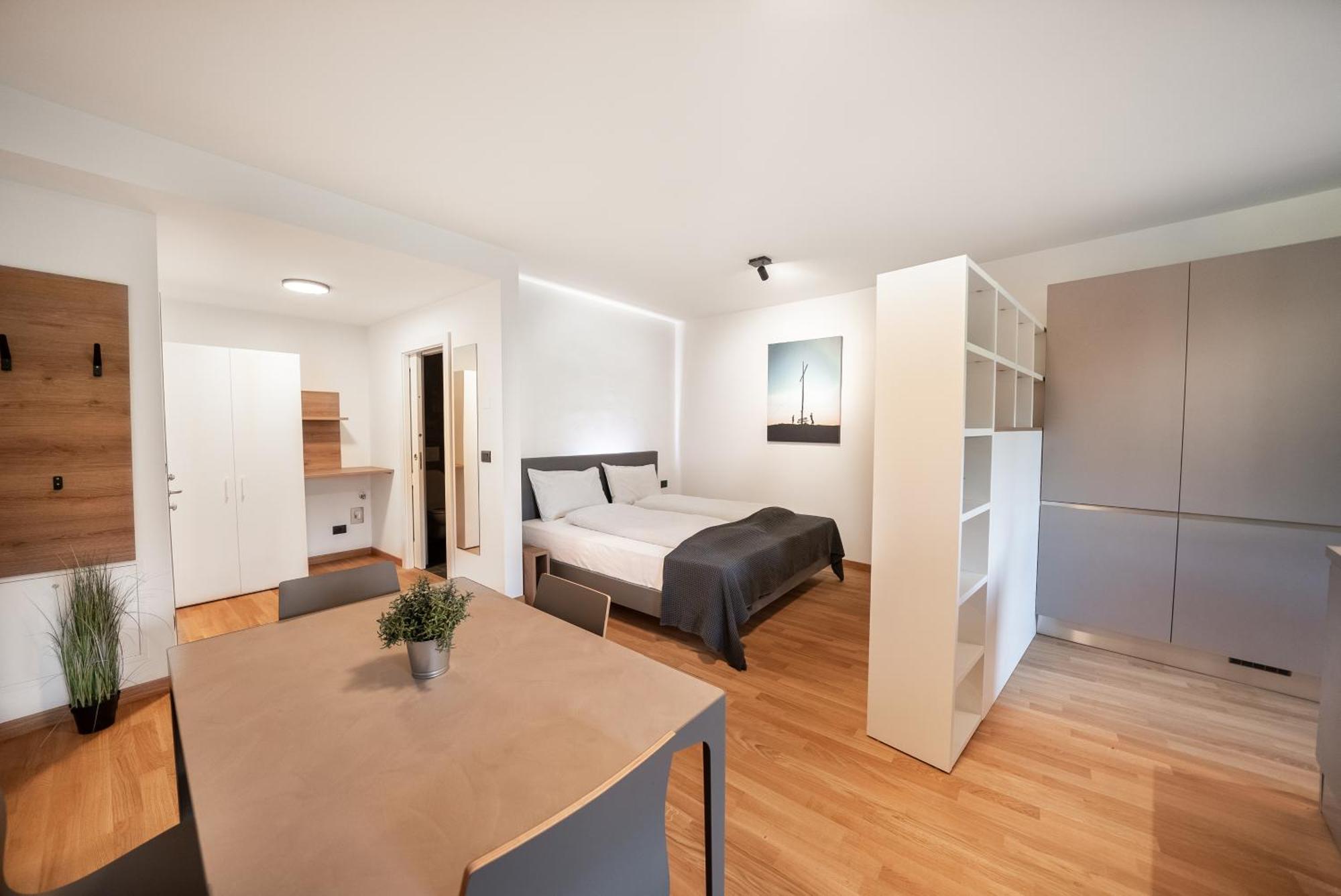 App Central Living 2 Apartment Caldaro Bagian luar foto